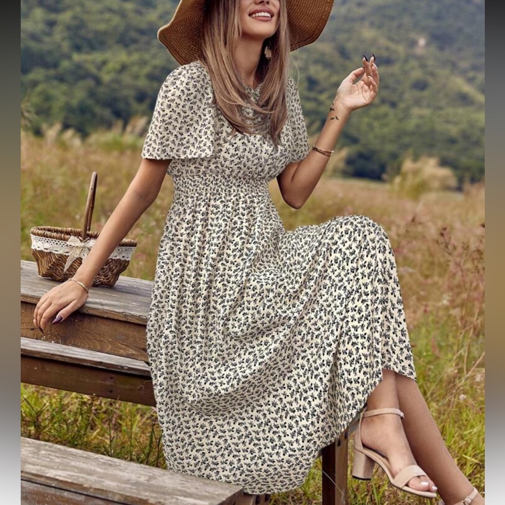 Boho ditsy floral butterfly sleeve ruffle hem dress
